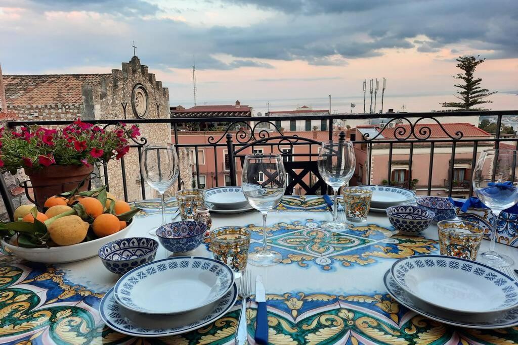 Апартаменты Casa Carla Al Duomo Таормина Экстерьер фото