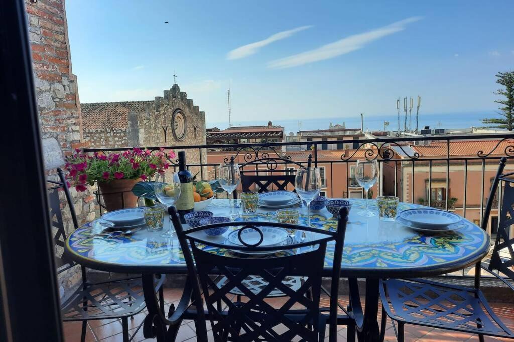 Апартаменты Casa Carla Al Duomo Таормина Экстерьер фото